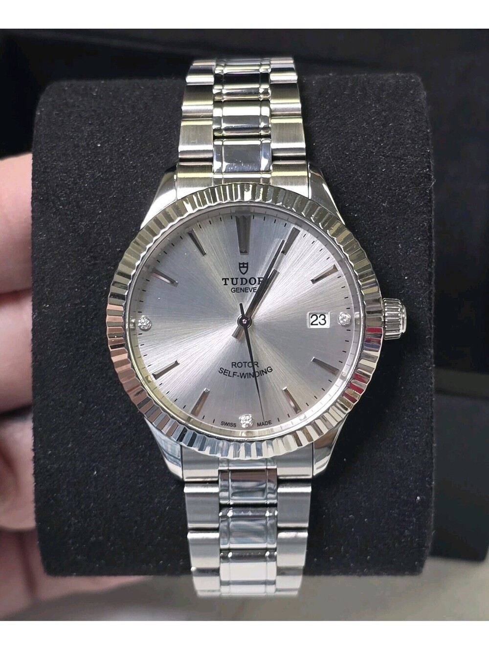 TUDOR Stvle M12510 38mm Stainless Steel silver diamond-set dial, Fluted Bezel